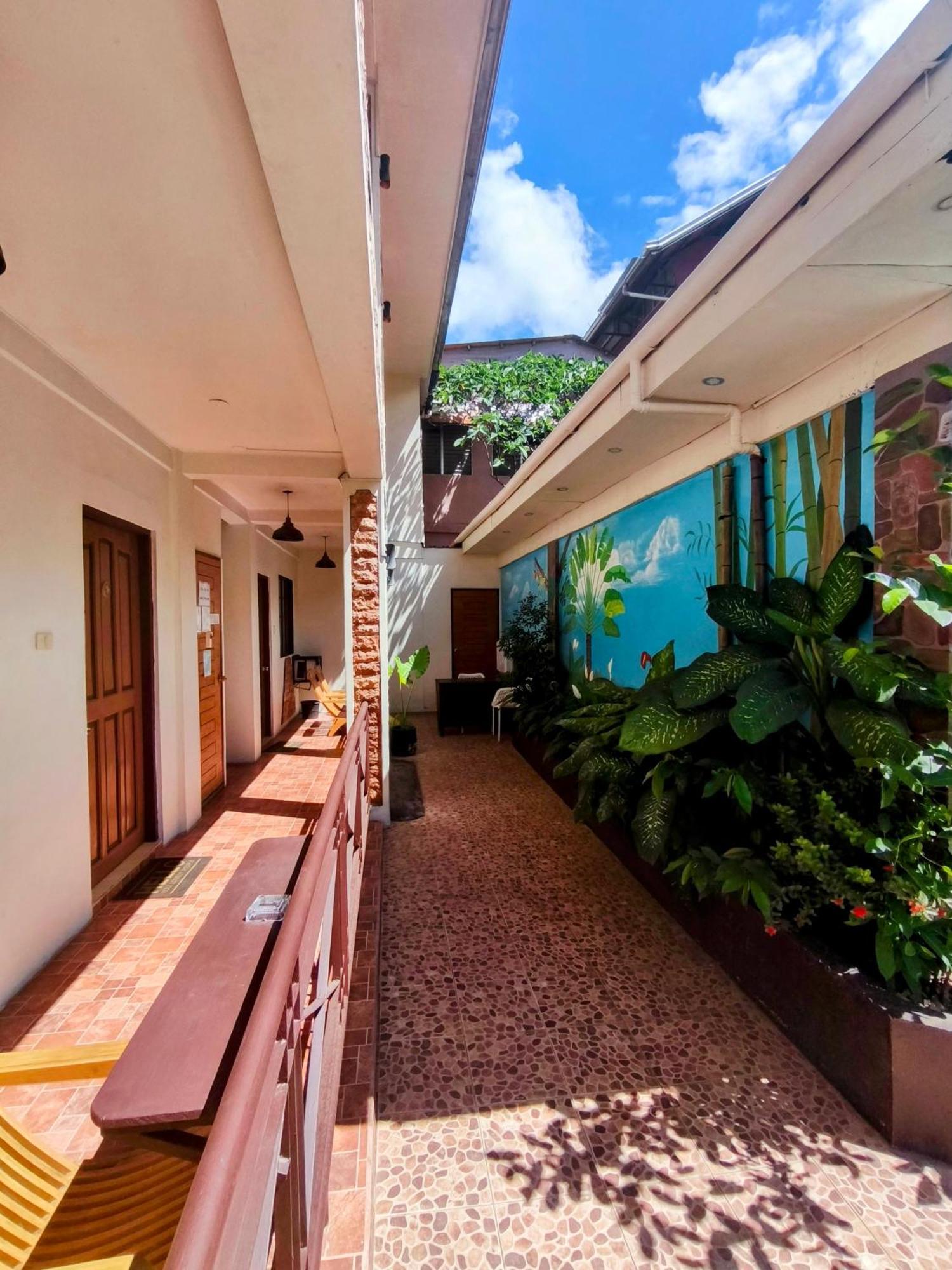 Digital Nomad Place - City Center Coron Exterior foto